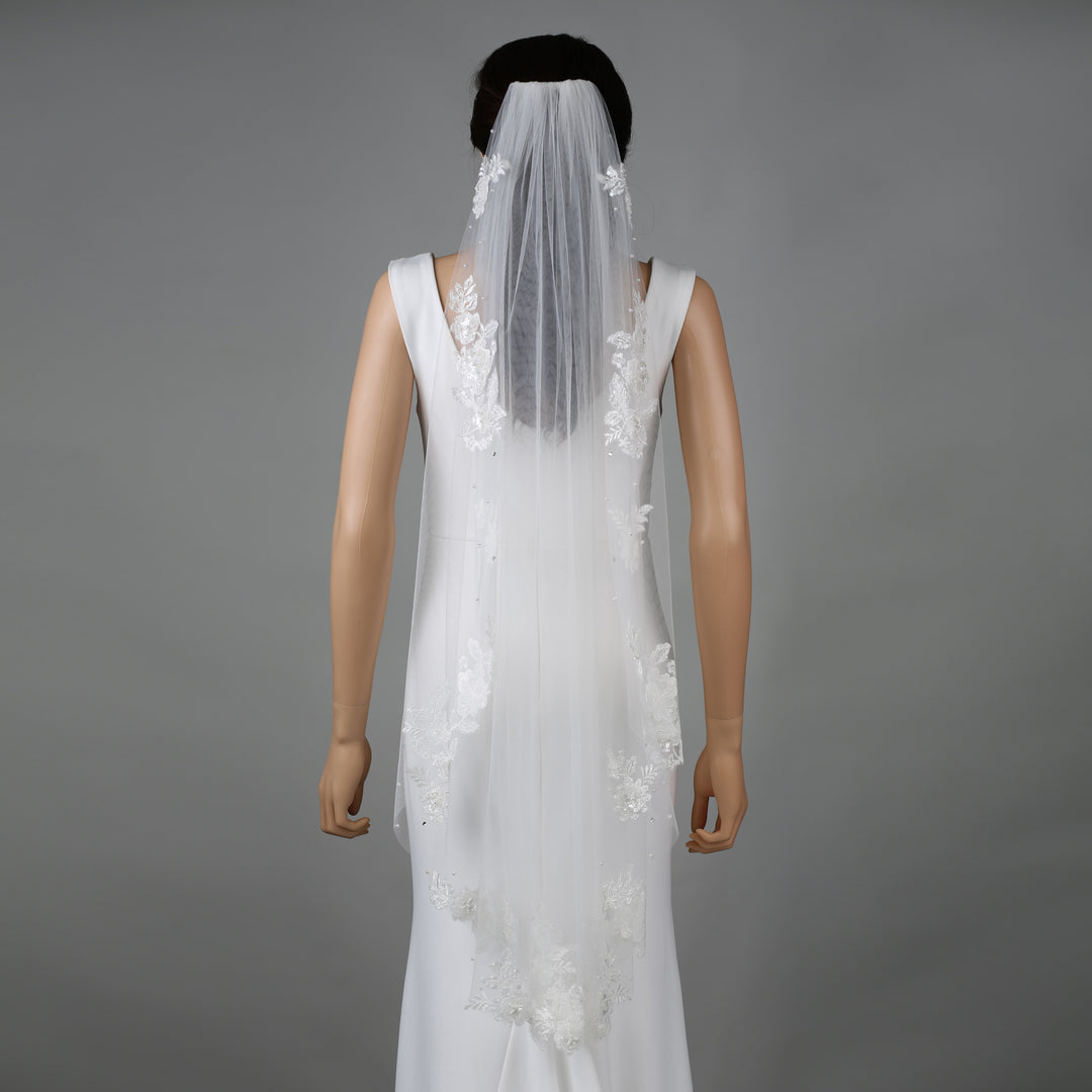 Side view of FS6219 bridal veil highlighting length and flow.