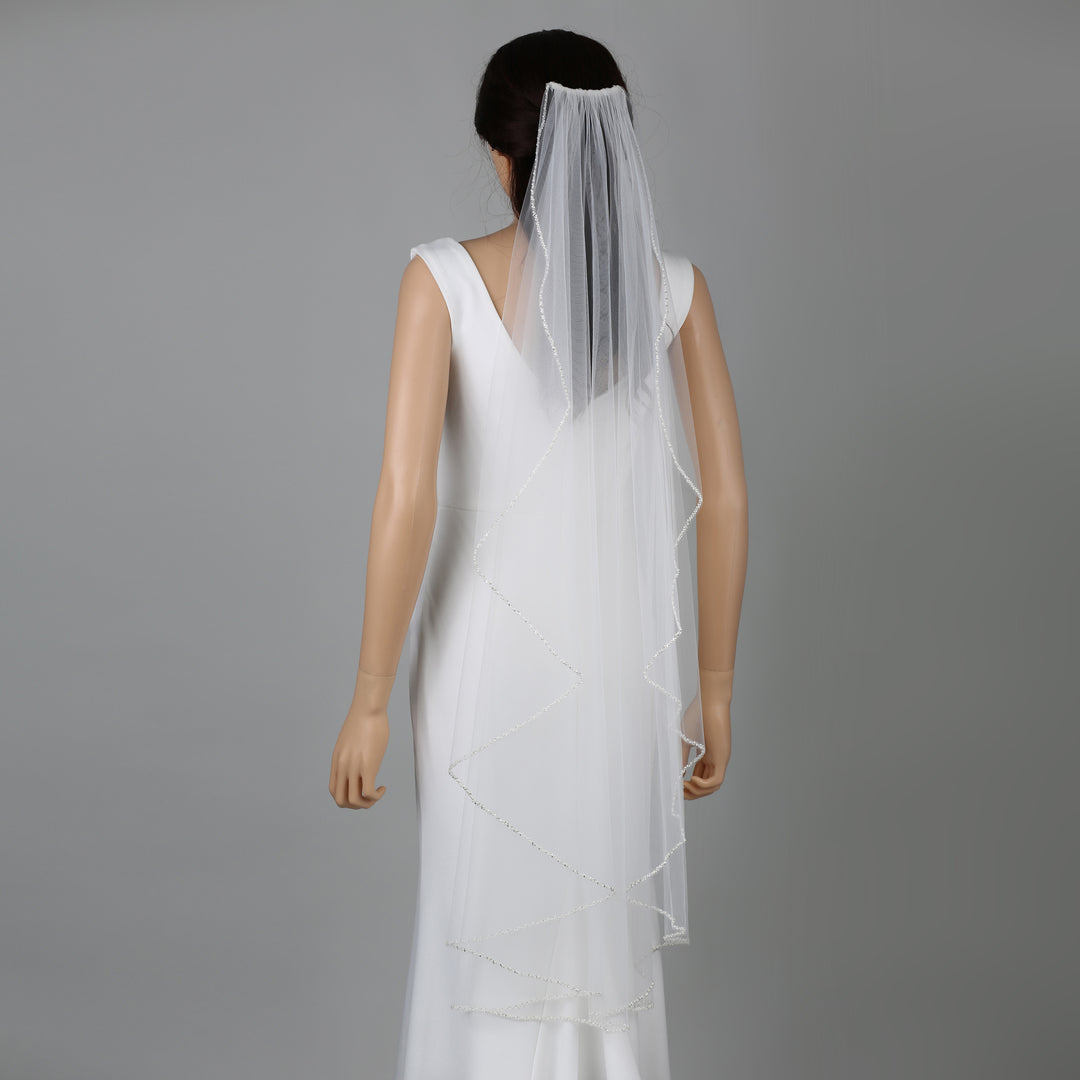 FS6262-AC bridal veil styled on mannequin, highlighting cathedral length.