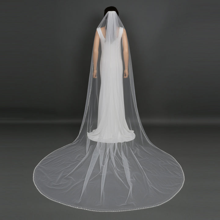 FS6274 bridal veil styled on mannequin, highlighting chapel-length design.