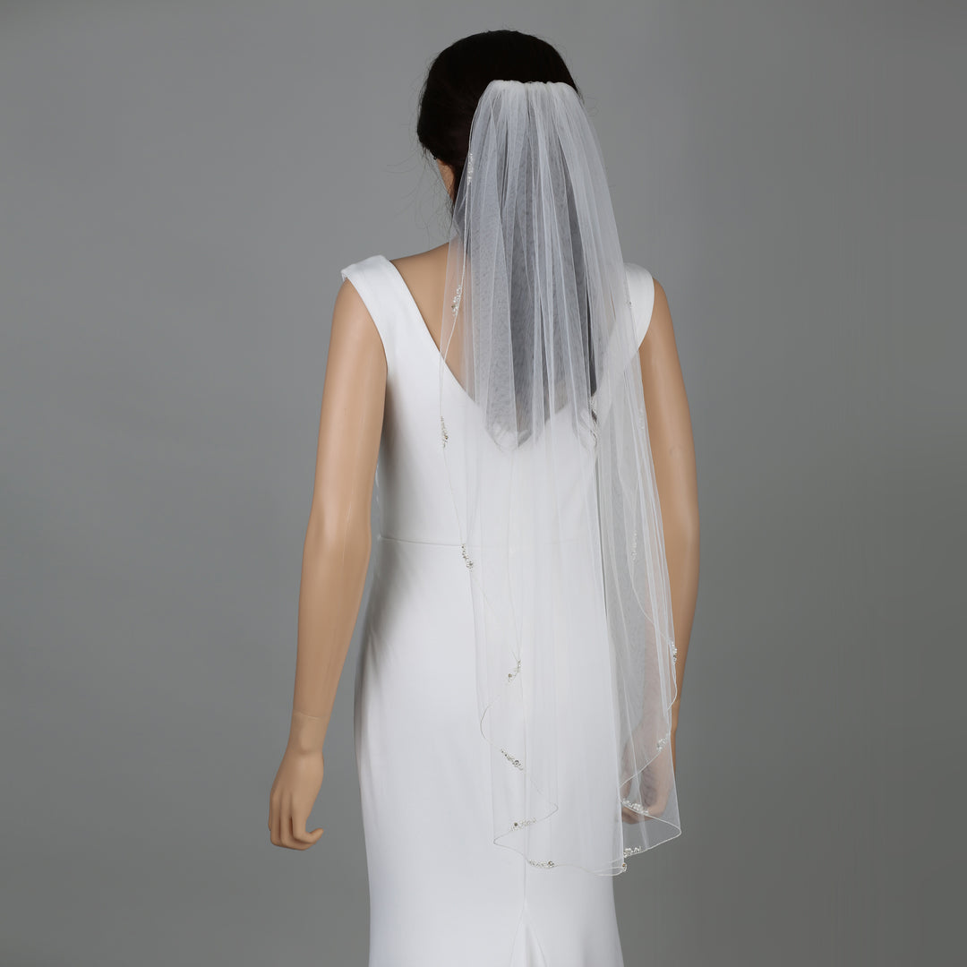 FS6275 bridal veil styled on mannequin, highlighting cathedral-length design.