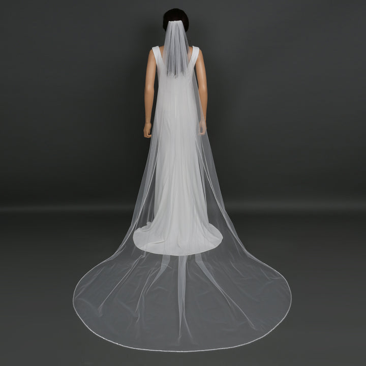 FS6280 bridal veil styled on mannequin, highlighting cathedral-length design.