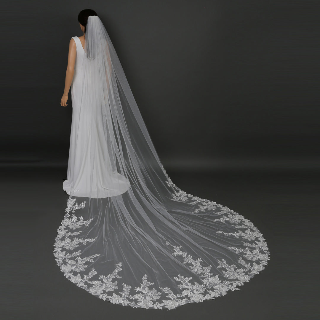 FS6281 bridal veil styled on mannequin, highlighting cathedral-length design.