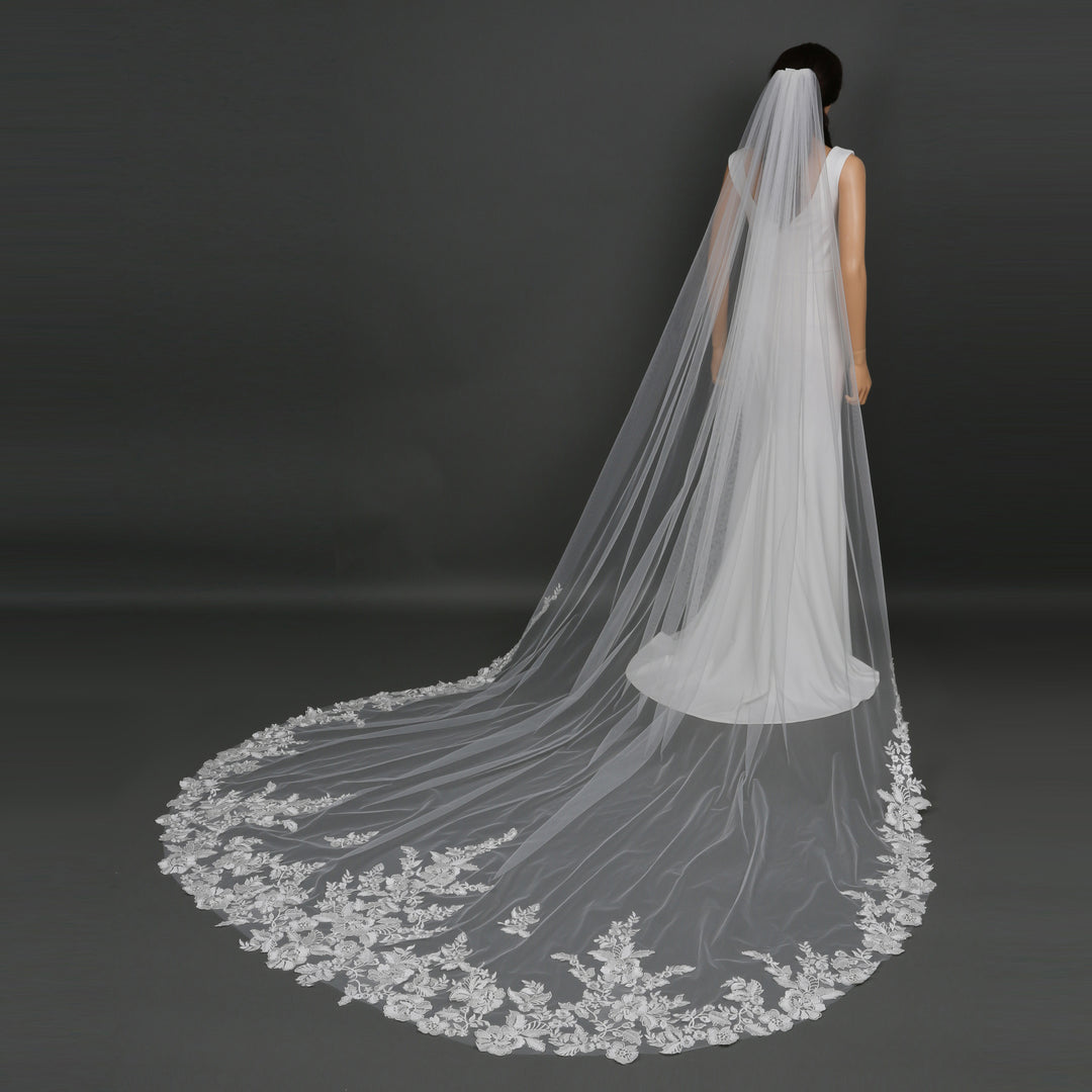 FS6289 chapel-length bridal veil with intricate lace embroidery, full view.