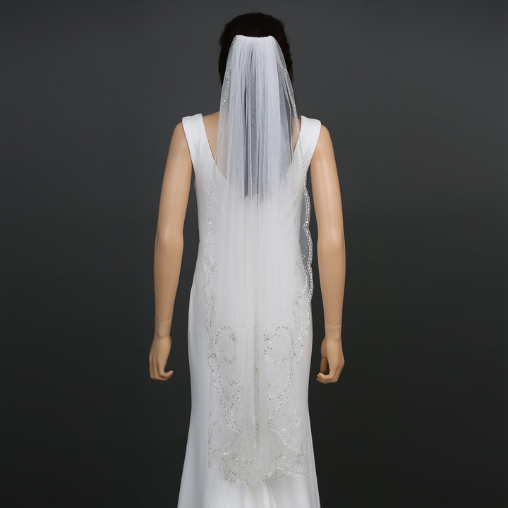 FS6325 bridal veil styled on mannequin, highlighting elegant cathedral length.